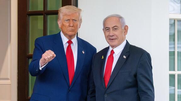 Trump: “İsrail ve Hamas arasında barış görüşmeleri sürüyor, rehine serbest bırakmaları çok yakında” 