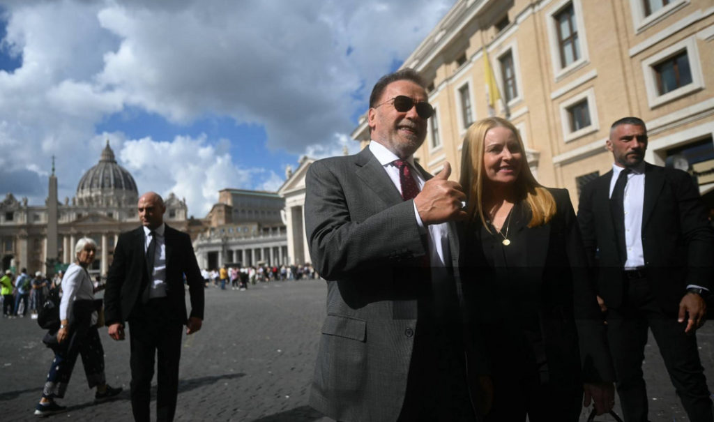Papa Leo XIV ve Arnold Schwarzenegger İtalya’da iklim konferansına katıldı