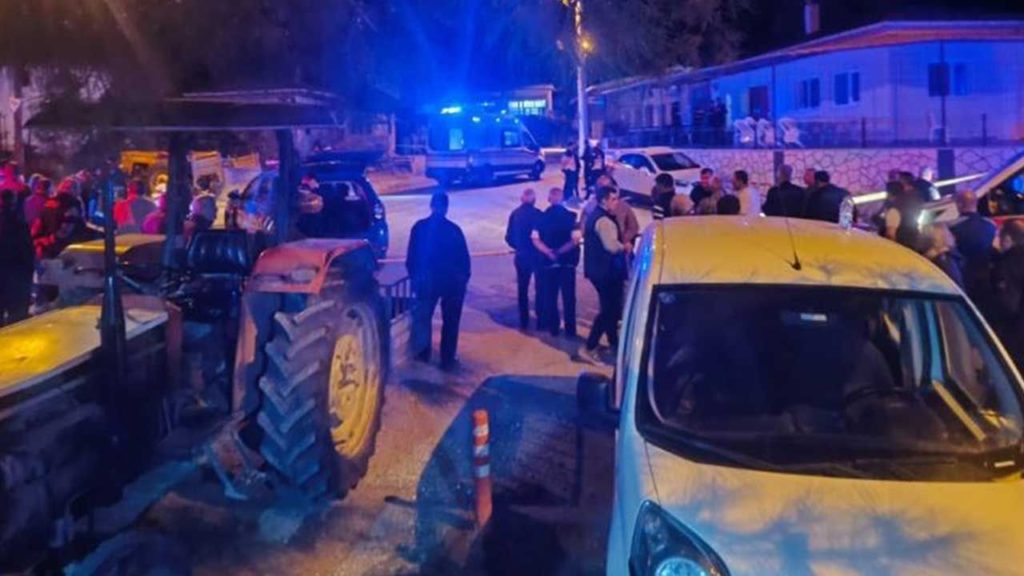 2 arkadaşını da av tüfeğiyle katletti