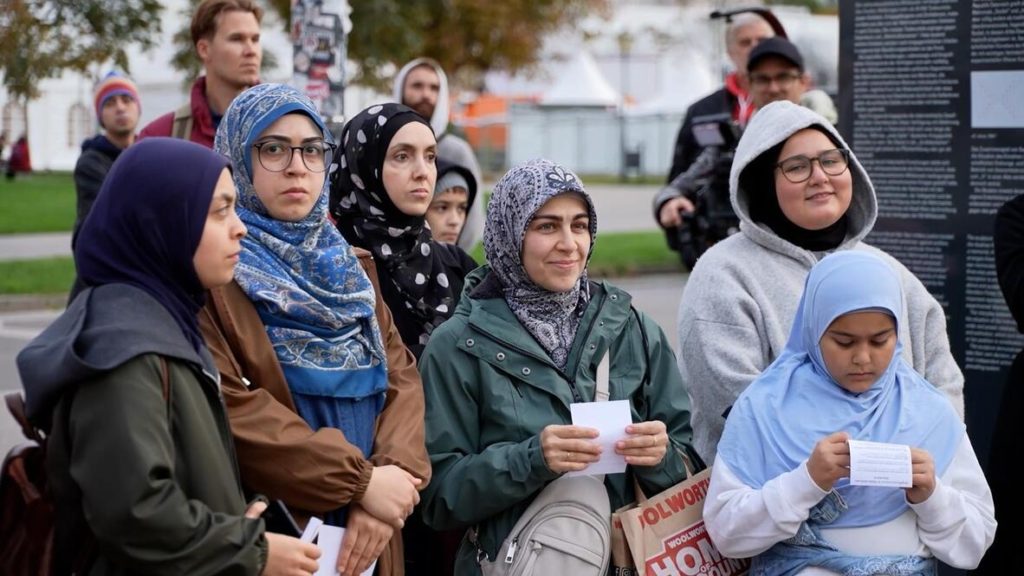 Viyana’da başörtüsü yasağına protesto