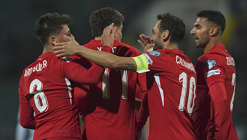 Milli kaleci Berke Özer, izin almadan kamptan ayrıldı