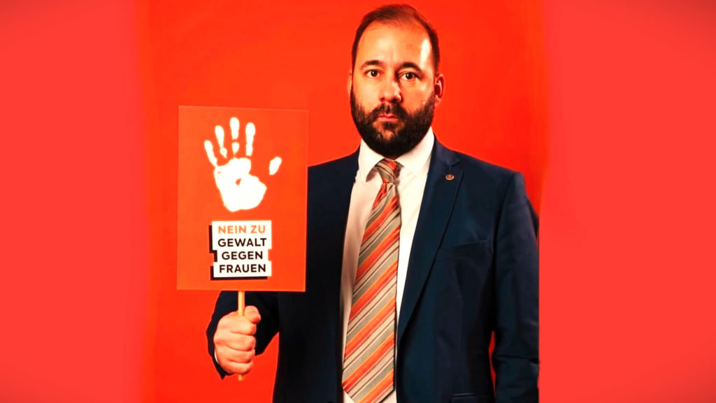 Schraps, kadınlara yönelik şiddetle mücadelede kararlı adımlar alep etti