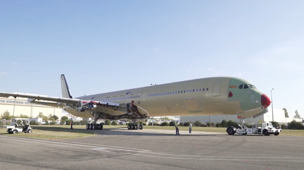 Yeni Qantas uçağı, 22 saat havada kalacak