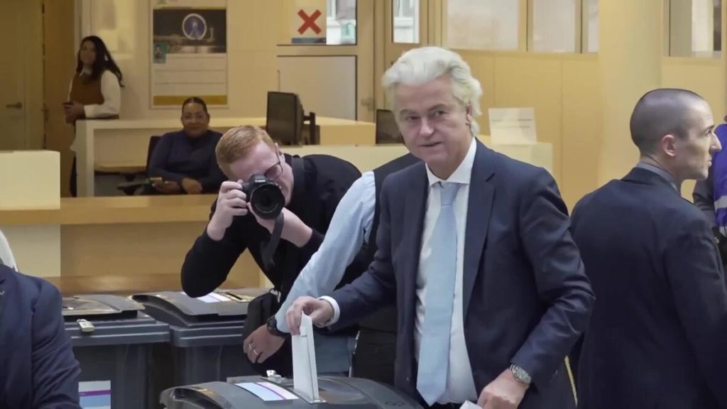 Hollanda’da seçim yarışı: Wilders yenilgiyi kabul etti