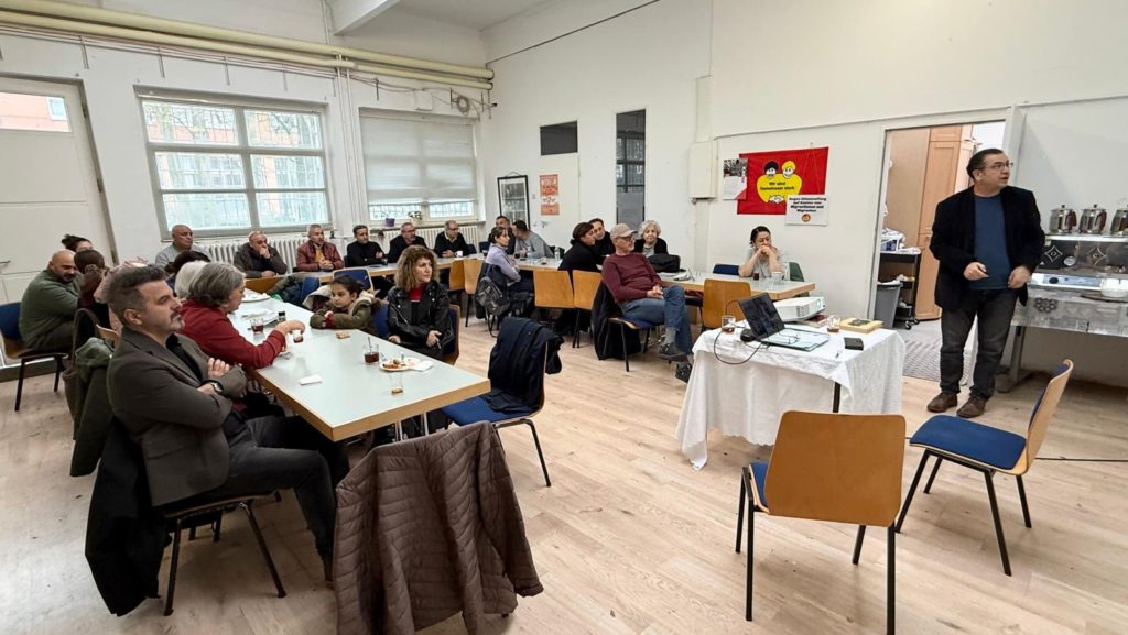 Köln DİDF’te bilgilendirme toplantısı: “Almanya göçmenlerden vazgeçemez”