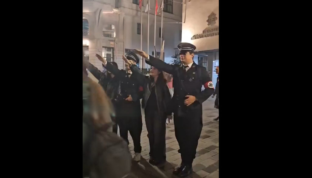Taksim Meydanı’nda Nazi Selamı görüntüleri tartışma yarattı: Yetkililerden açıklama bekleniyor