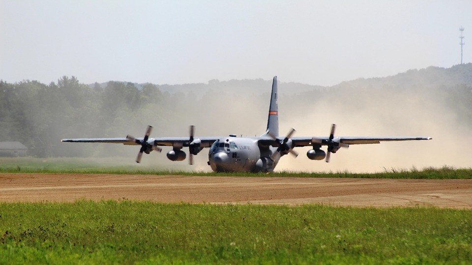 Türk askeri kargo uçağı Gürcistan üzerinde düştü: 20 kişi taşıyordu