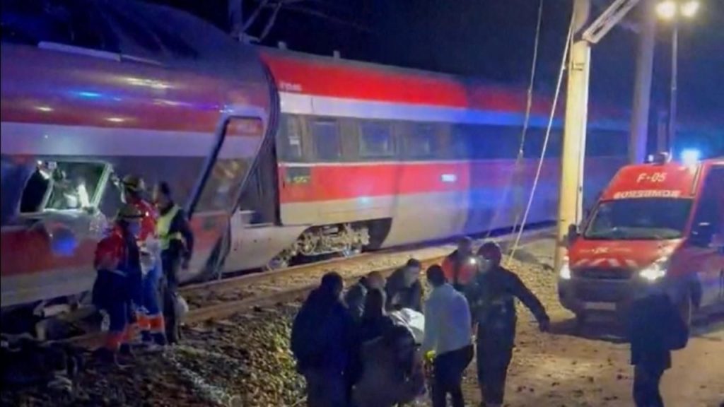 İspanya’da yine tren kazası: 1 ölü, 20 yaralı