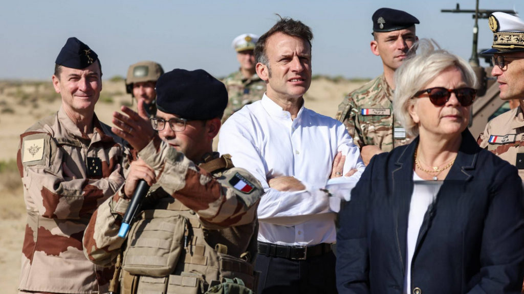 Fransa Grönland’daki Avrupa askeri misyonuna katılacak