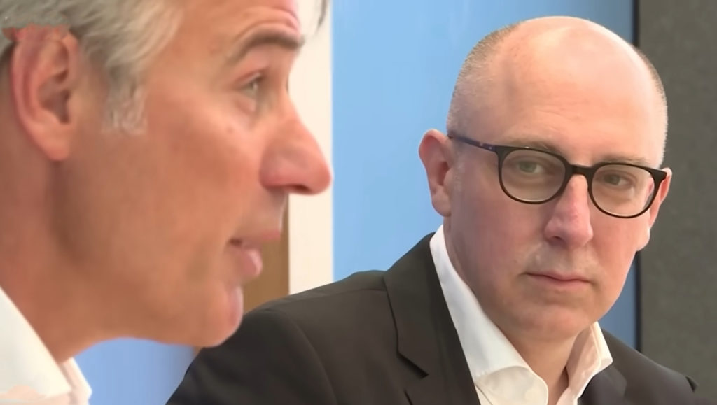 Almanya istihbarat servisi, yetkilerinin genişletilmesini talep ediyor