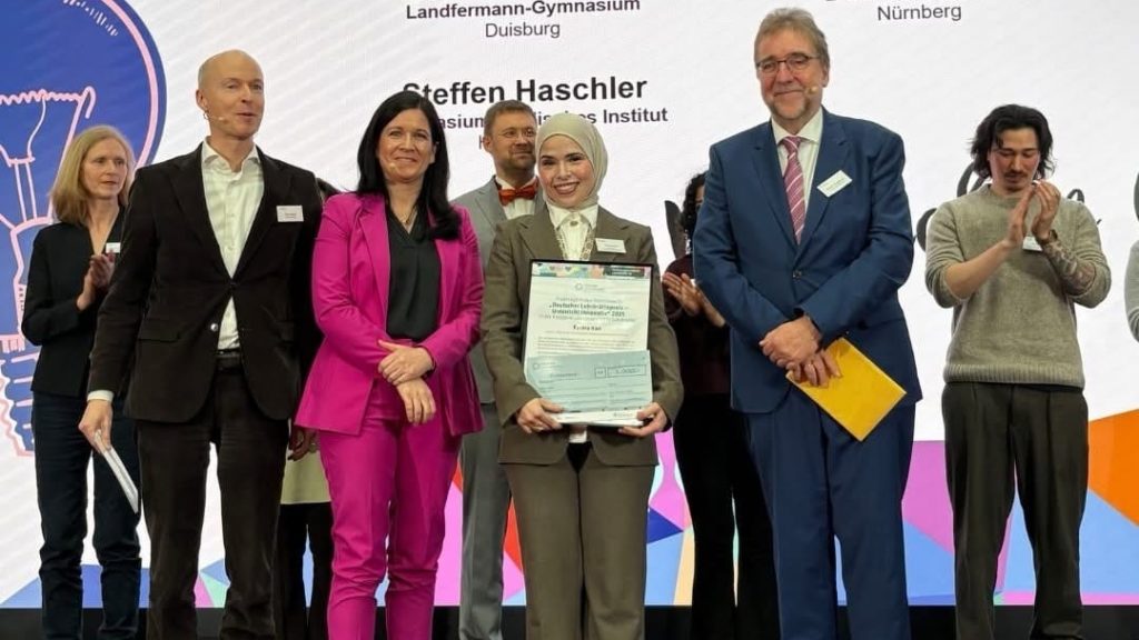 Berlinli öğretmen Fatma Kan, Alman Öğretmen Ödülü’nü kazandı