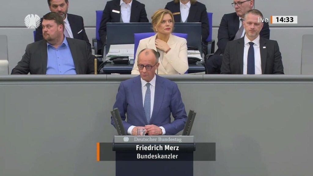 Merz: ABD-İsrail’in İran operasyonu hatalı, Almanya askeri katılım planlamıyor