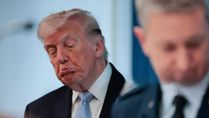 Trump’tan NATO’ya sert eleştiri: “Kağıttan kaplan”